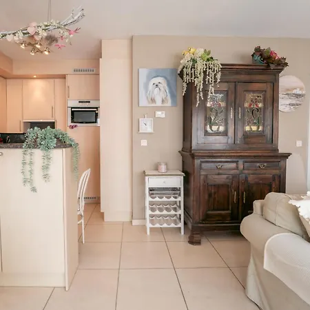 De Tulp By Interhome דירה