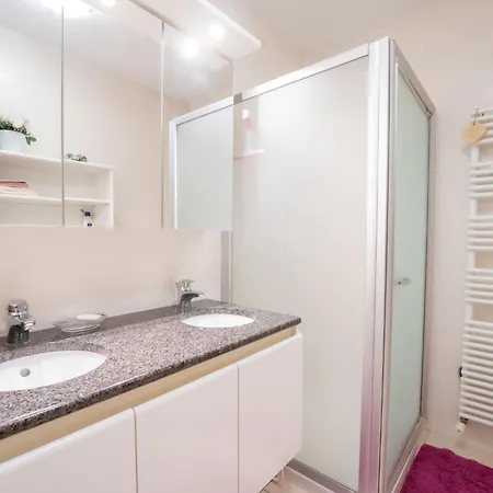 De Tulp By Interhome דירה
